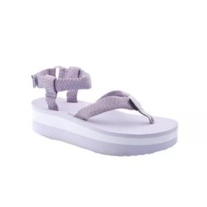 Women’s Teva flatform sandals